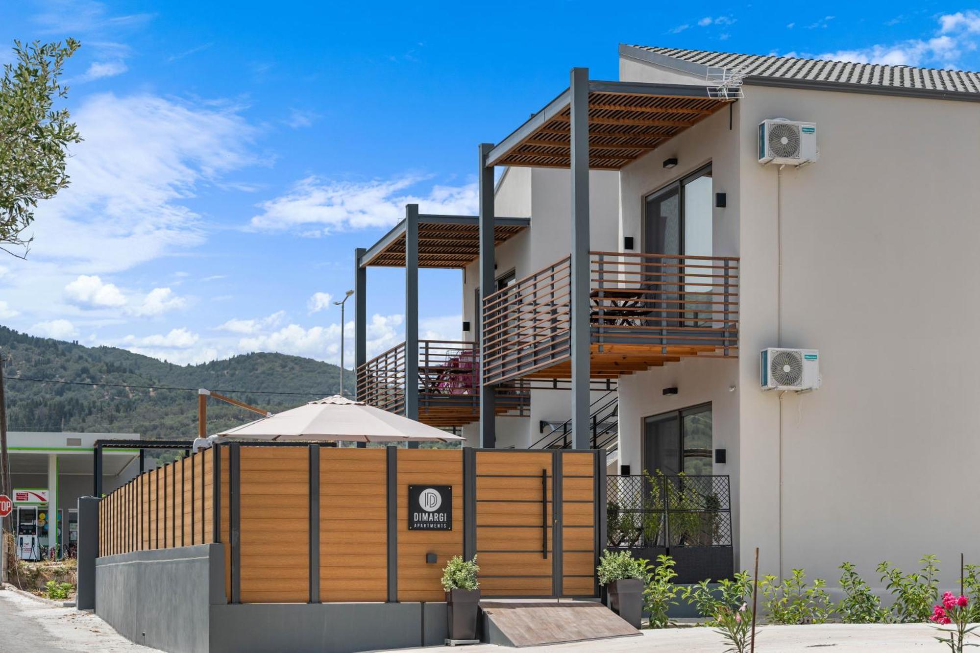 Dimargi Apartments ลิเกีย ภายนอก รูปภาพ